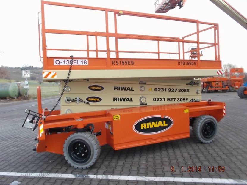 Hollandlift Q135EL18 - Nacelle ciseaux