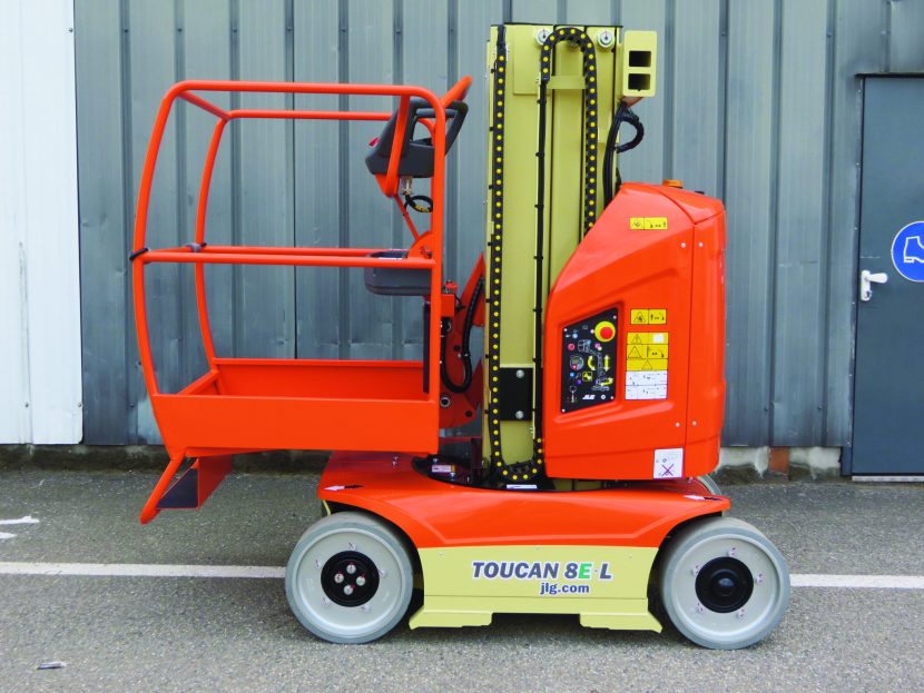 JLG Toucan8EL - Тік көтергіш