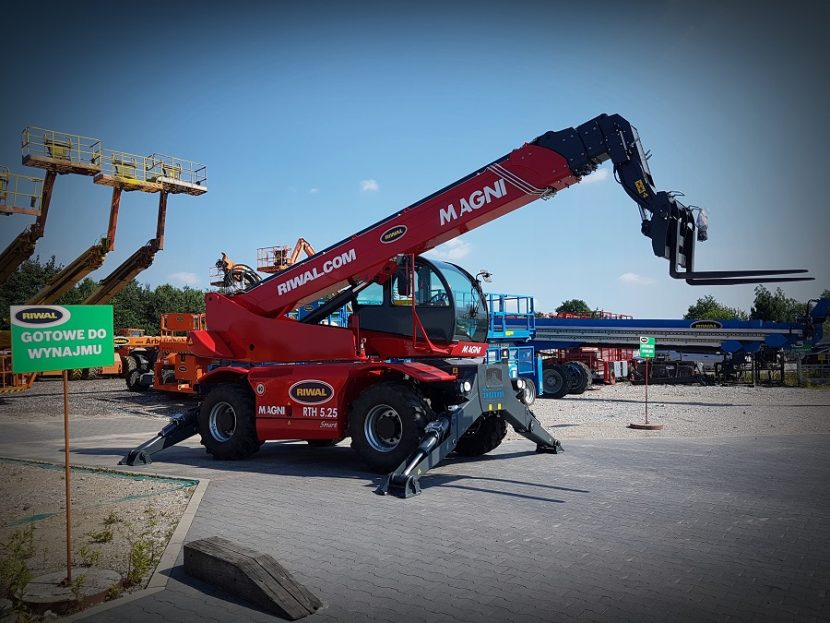 Magni Rotating Telehandler - 5.0t - 25m Diesel| Magni RTH5.25 Diesel