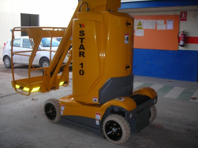 Haulotte STAR10 - Senkrechtlift